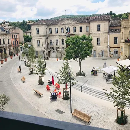 En Plein Centre Apt