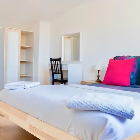 En Plein Centre Apartment
